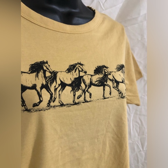 Stampede of Love Country Music Tour yellow concert tshirt size small brand new - Picture 13 of 14